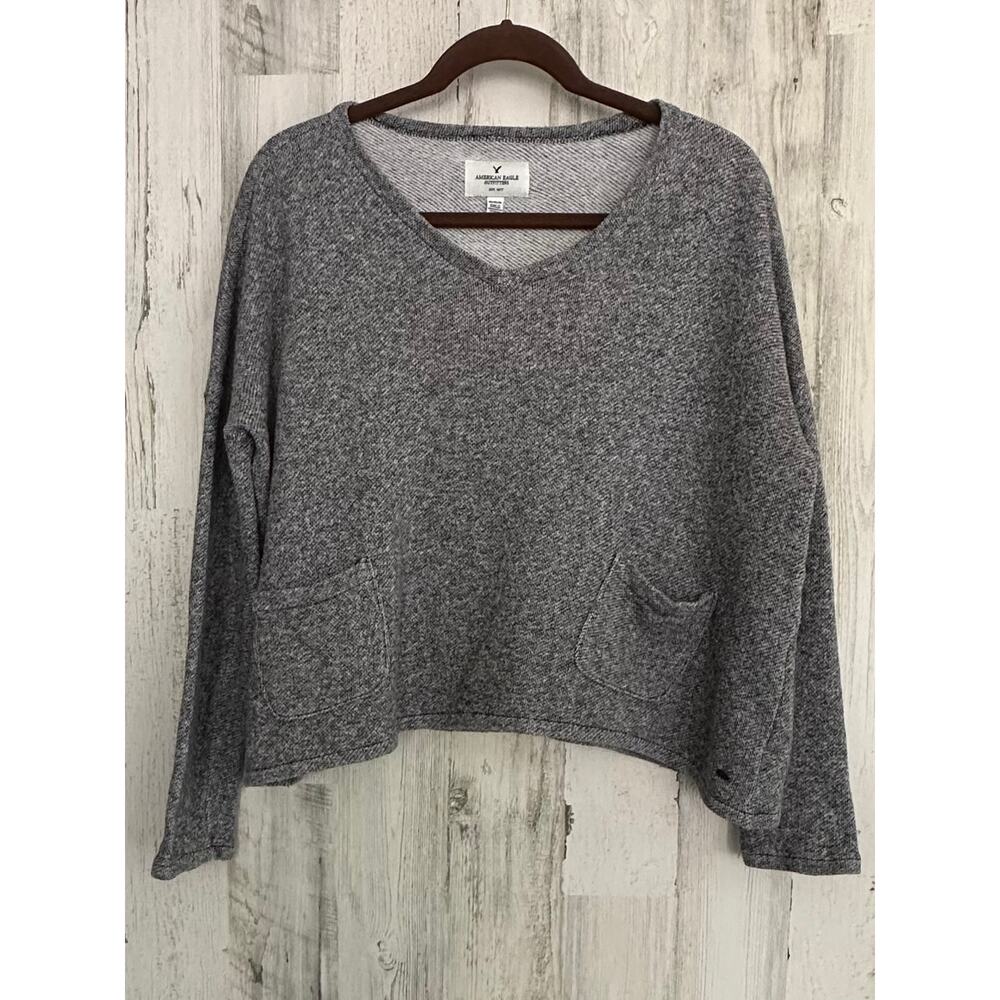 American Eagle Shirt Medium Heather Gray Cropped Vneck Slouchy Boxy French Terry